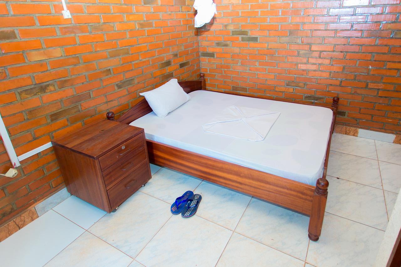 Heart Land Hotel Kigali Exterior photo