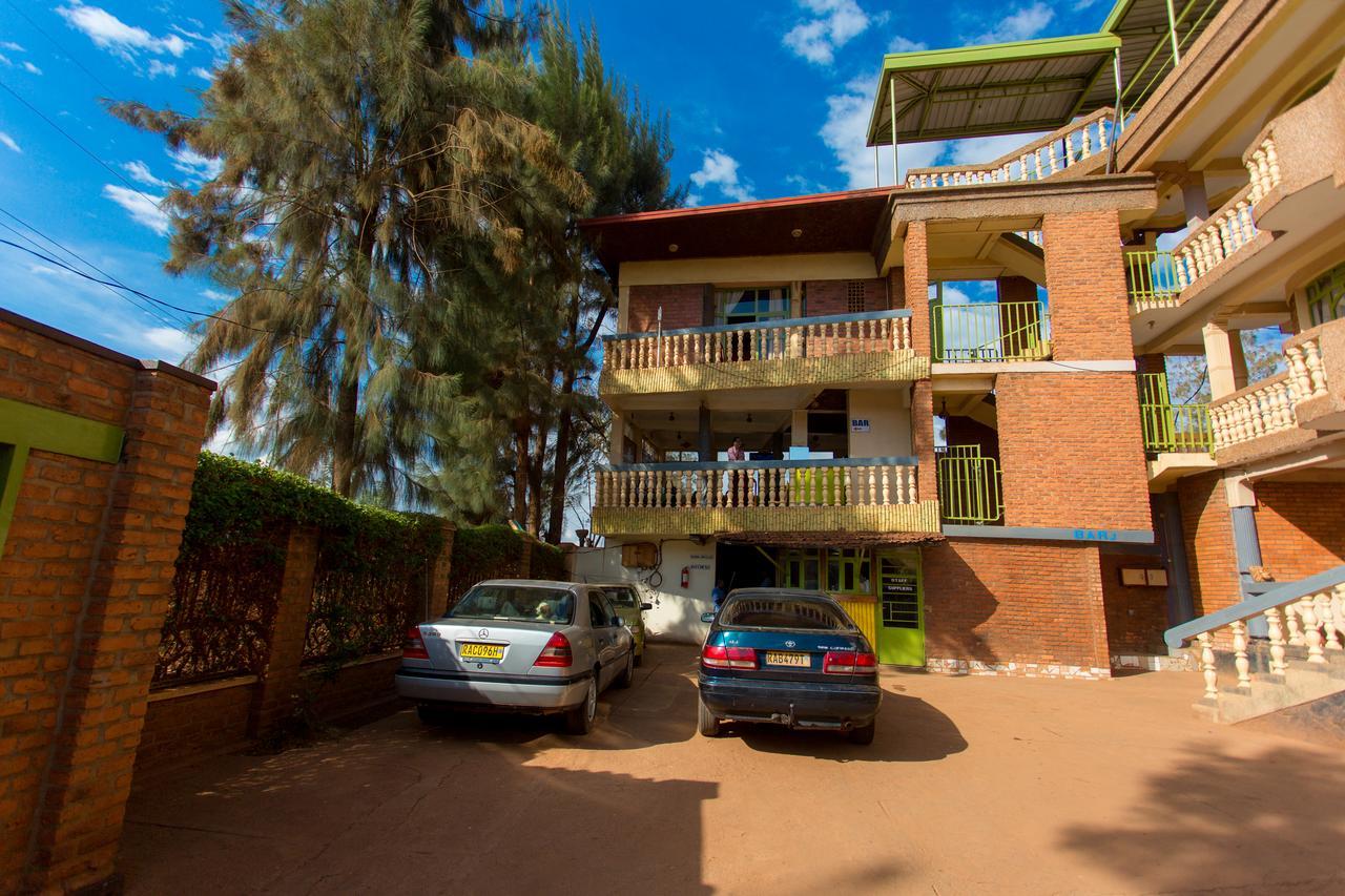 Heart Land Hotel Kigali Exterior photo
